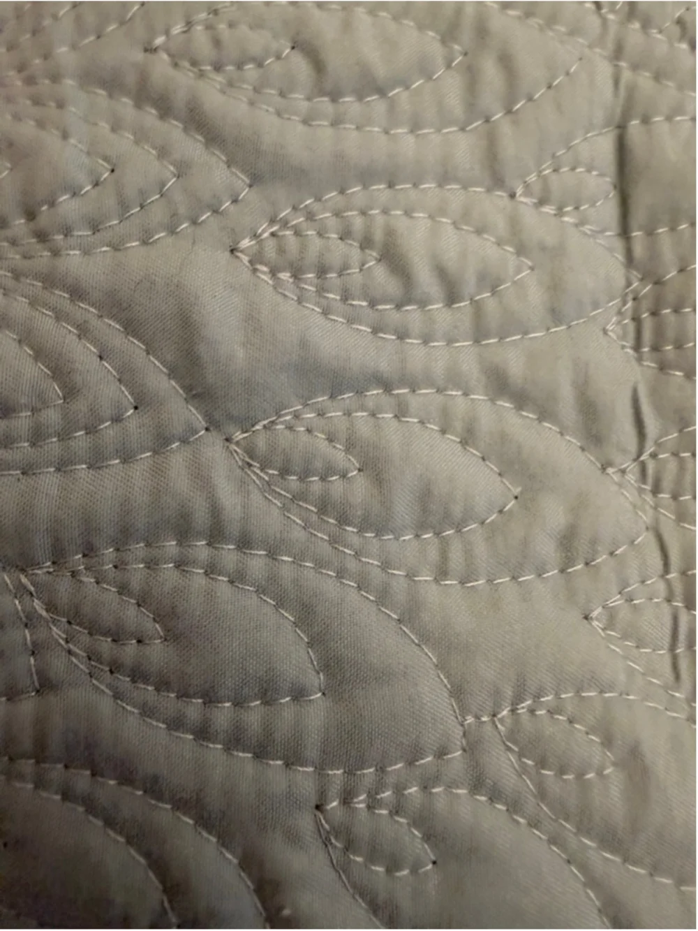 Set of 2 King Quilted Pillow Shams Blue Gray Paisley Floral Scalloped Edge